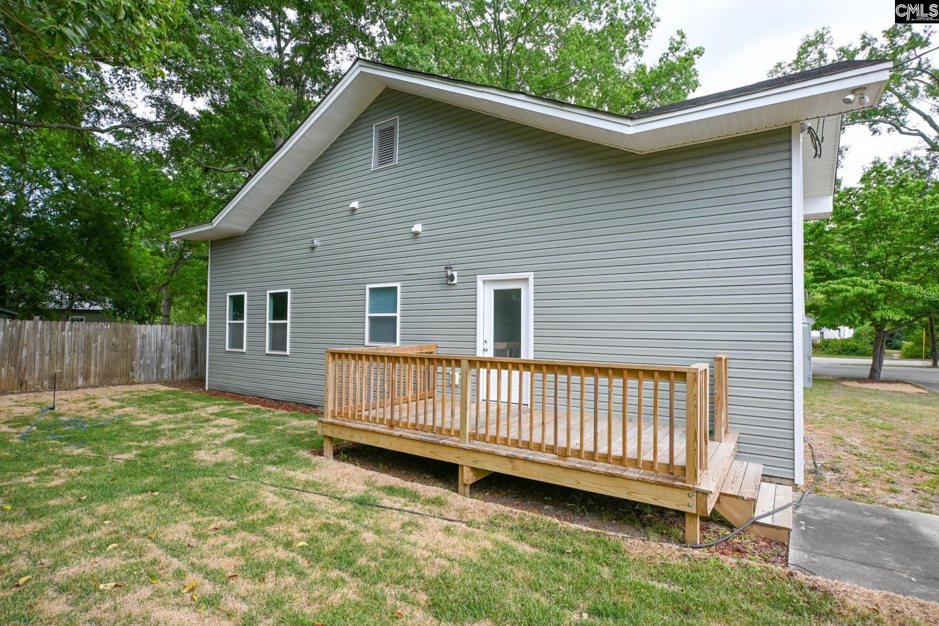 357 Wilson Street Photo 37