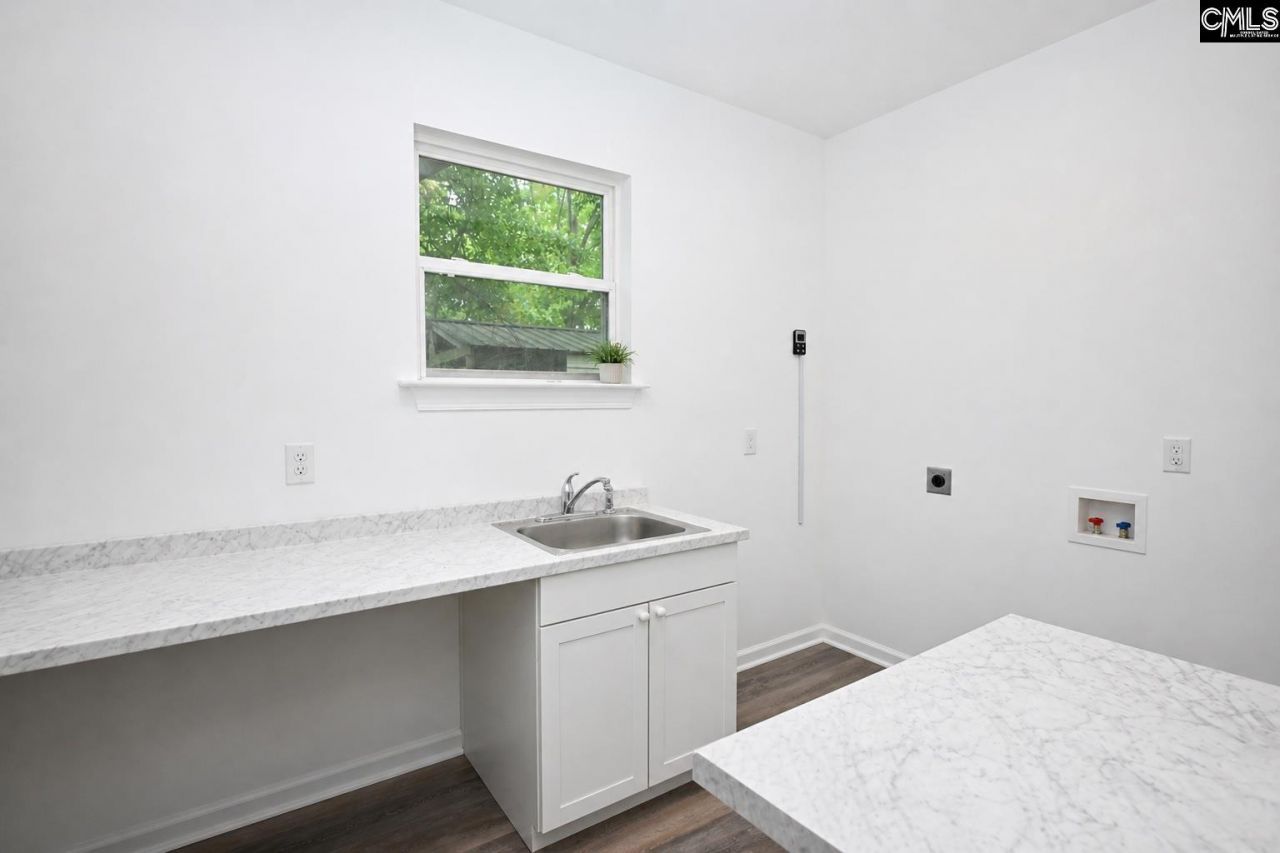 357 Wilson Street Photo 40
