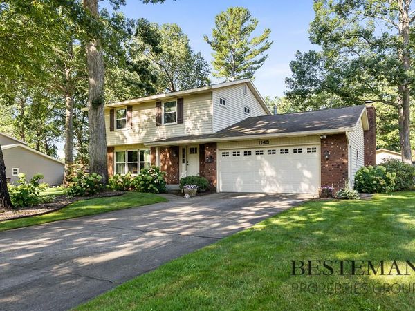 1149 Greenbriar Drive, Muskegon, MI 49445