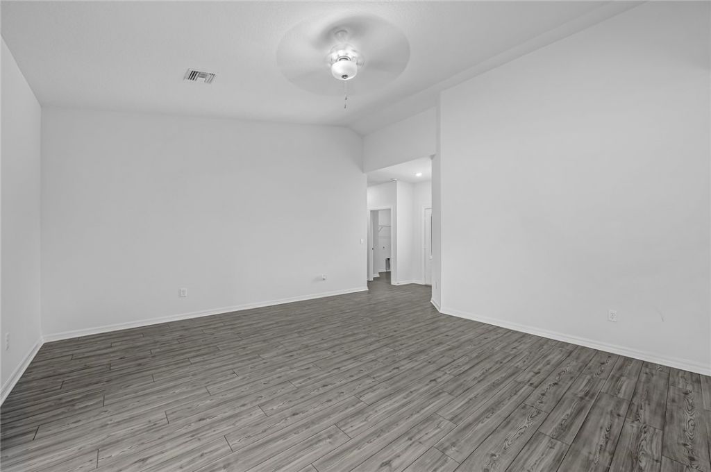 8446 104th Court , Vero Beach, FL 32967 Photo