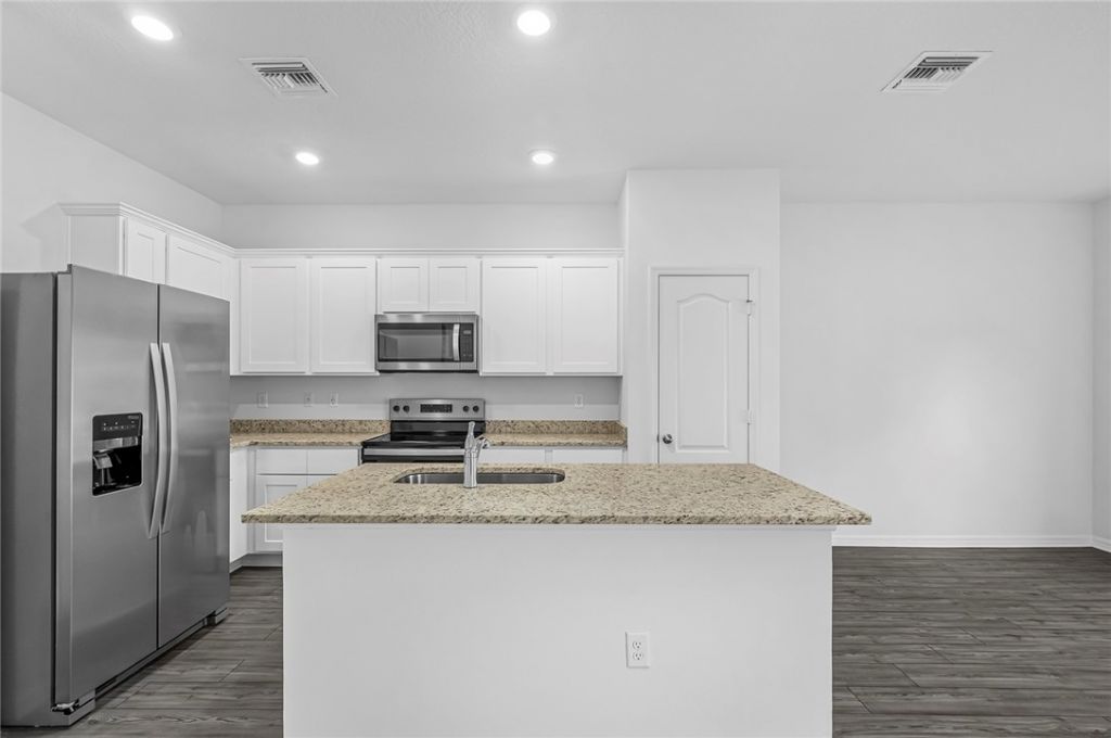 8446 104th Court , Vero Beach, FL 32967 Photo