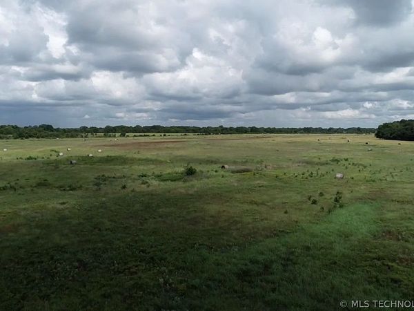 1 N Wade Road , Bennington, OK 74723