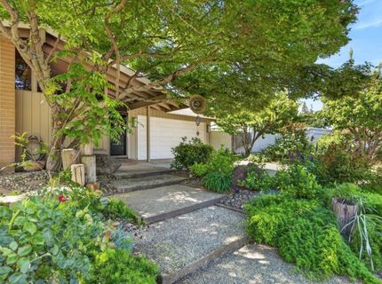8756 Contemporary Ct, Elk Grove, CA 95624 Photo