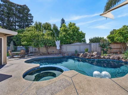 8756 Contemporary Ct, Elk Grove, CA 95624 Photo