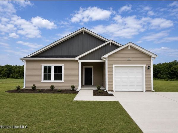 105 Hallwood Drive, Pikeville, NC 27863