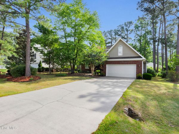 1113 Coral Reef Drive, New Bern, NC 28560