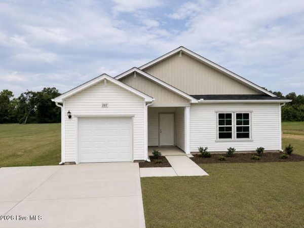 107 Franklin Landing Drive, Pikeville, NC 27863