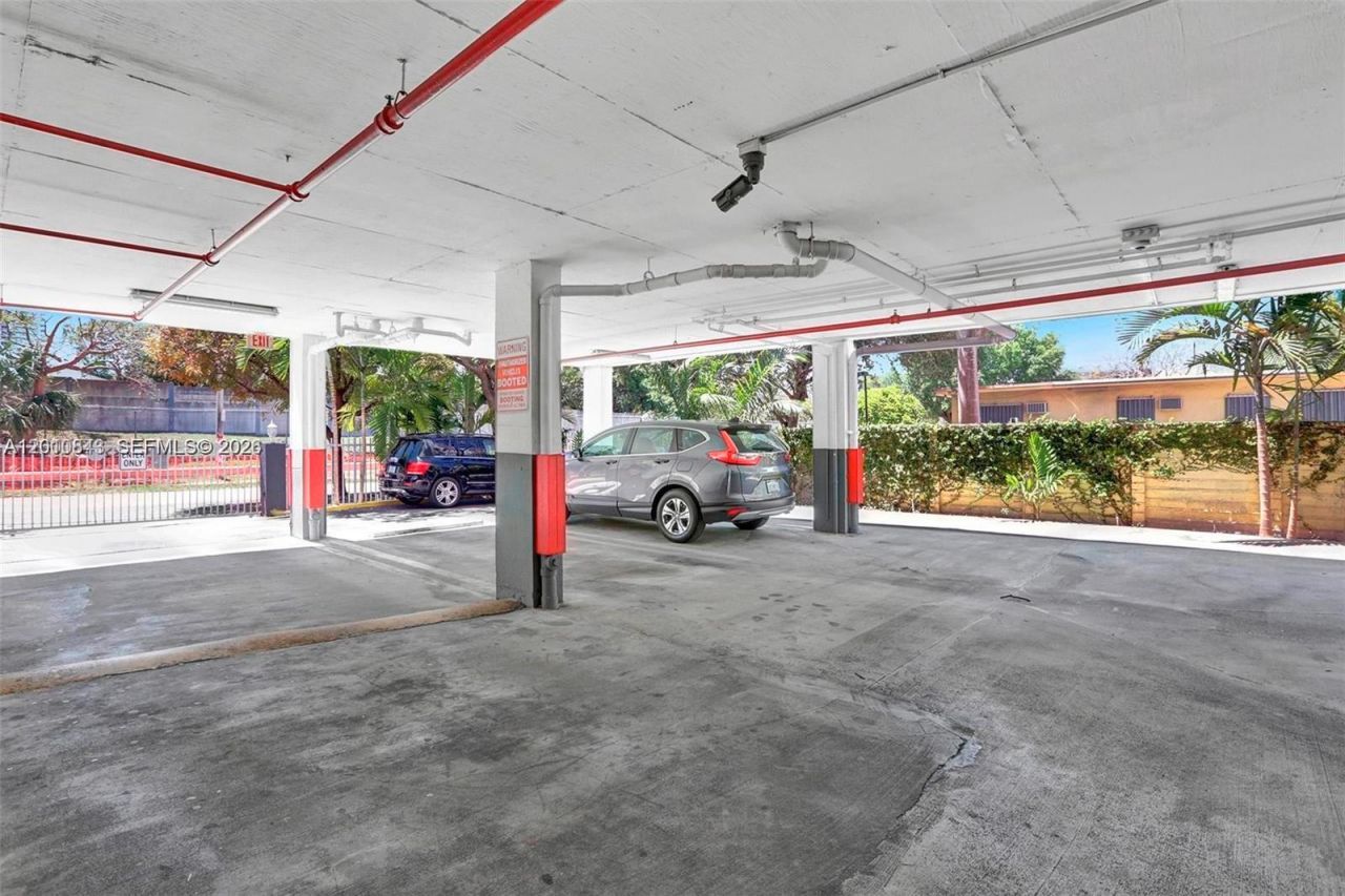 126 SW 17th Rd , Unit 601, Miami, FL 33129 Photo