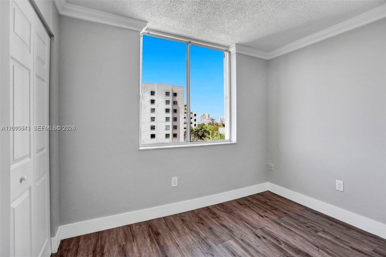 126 SW 17th Rd , Unit 601, Miami, FL 33129 Photo