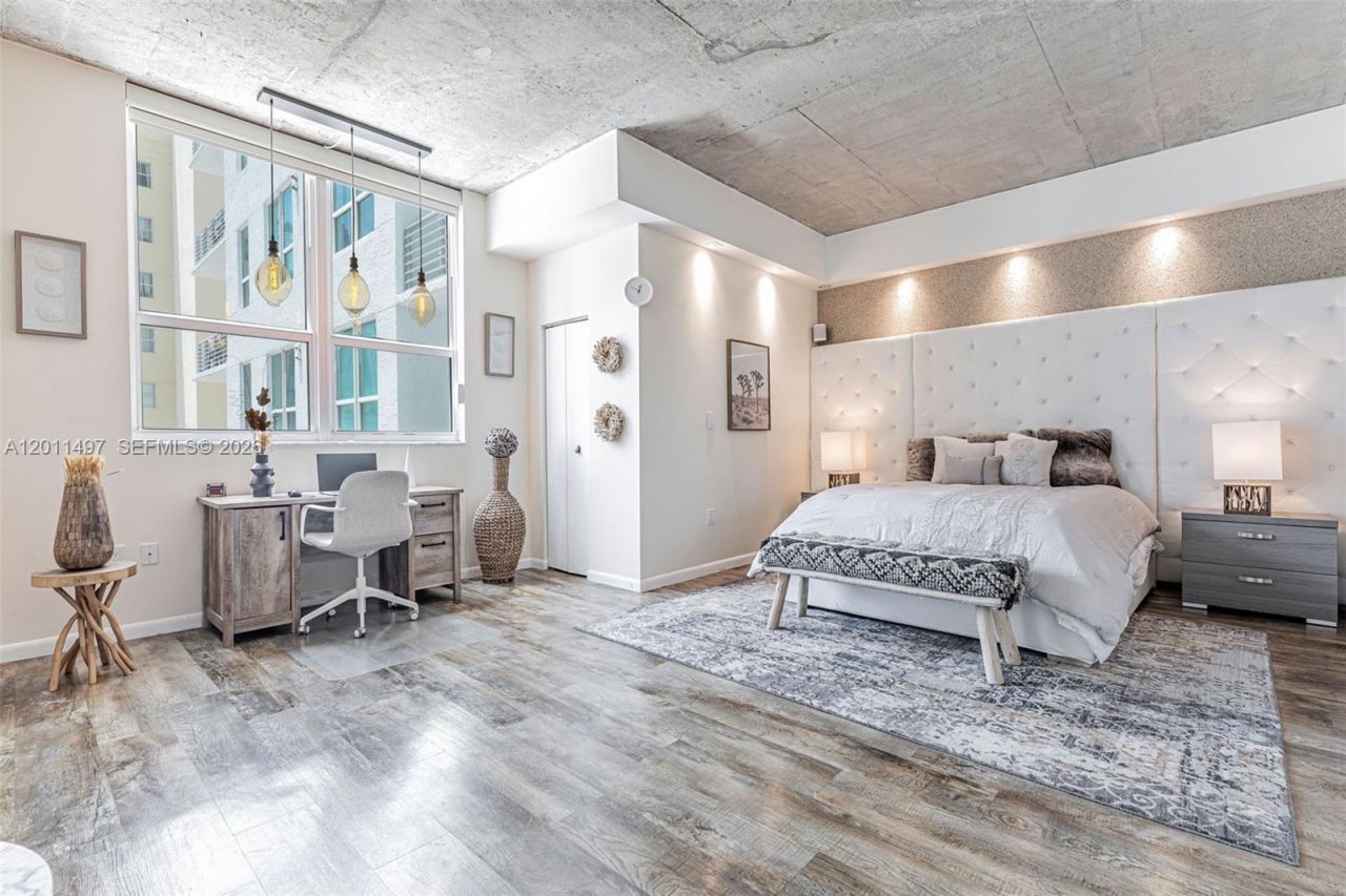 133 NE 2nd Ave , Unit 1208, Miami, FL 33132 Photo