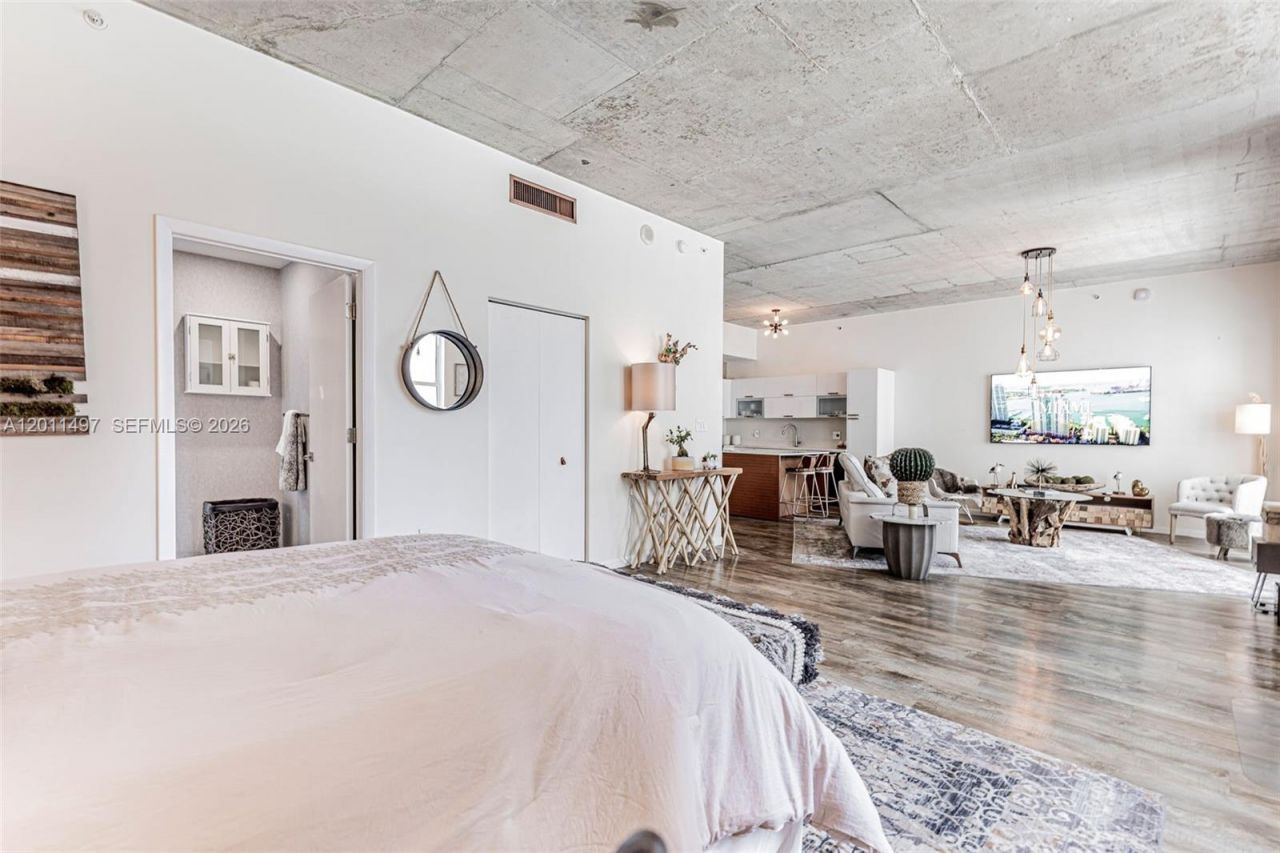 133 NE 2nd Ave , Unit 1208, Miami, FL 33132 Photo