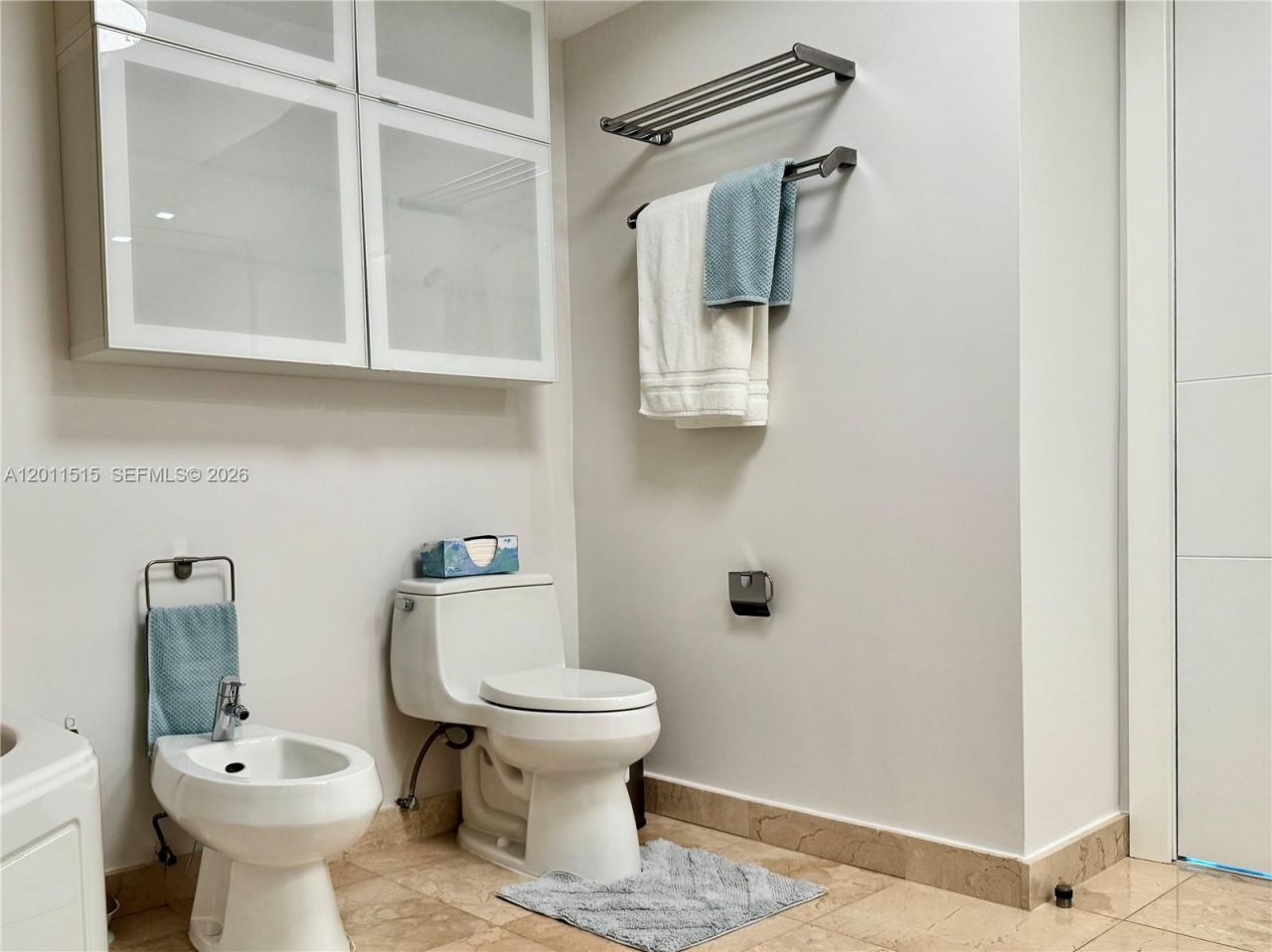17555 Atlantic Blvd, Unit UPH7, Sunny Isles Beach, FL 33160 Photo
