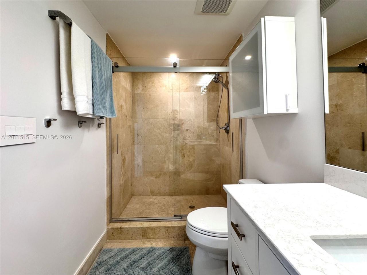 17555 Atlantic Blvd, Unit UPH7, Sunny Isles Beach, FL 33160 Photo