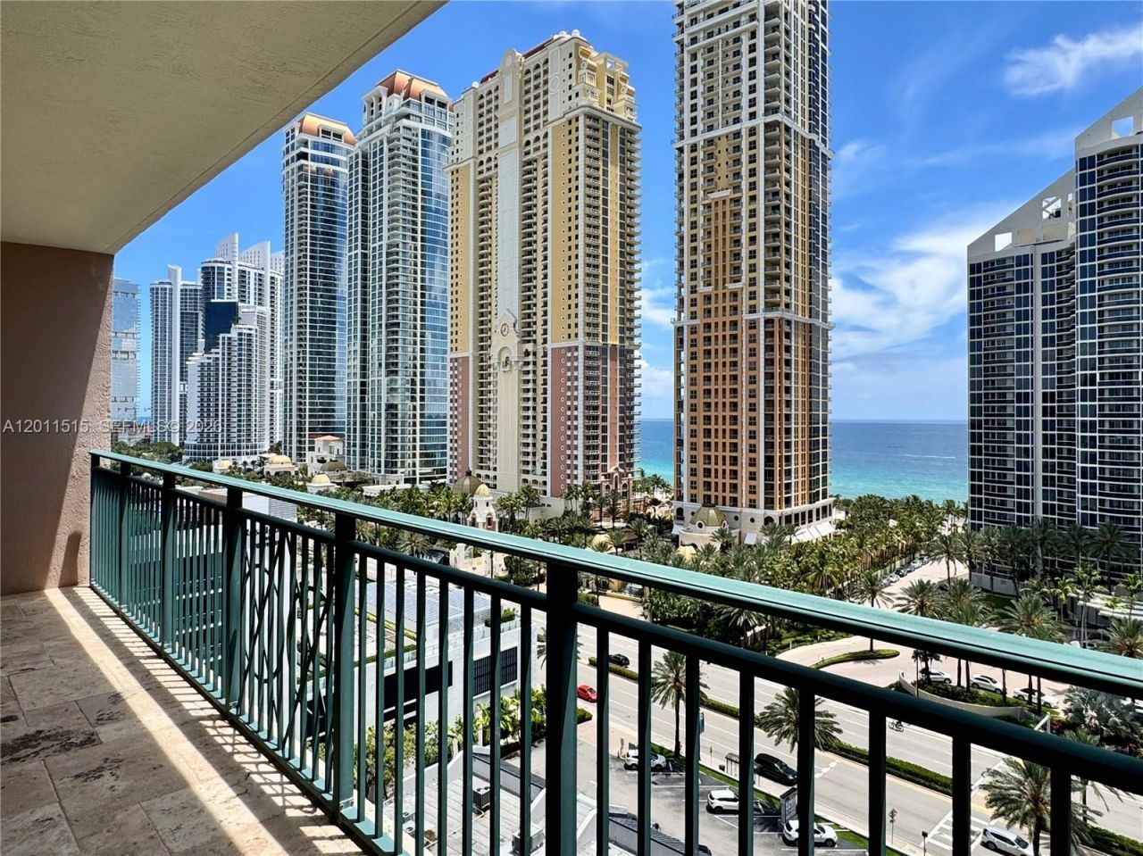 17555 Atlantic Blvd, Unit UPH7, Sunny Isles Beach, FL 33160 Photo