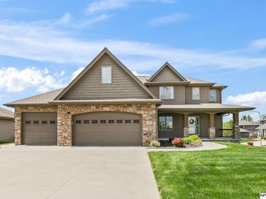 1504 S 210 Street , Omaha, NE 68022