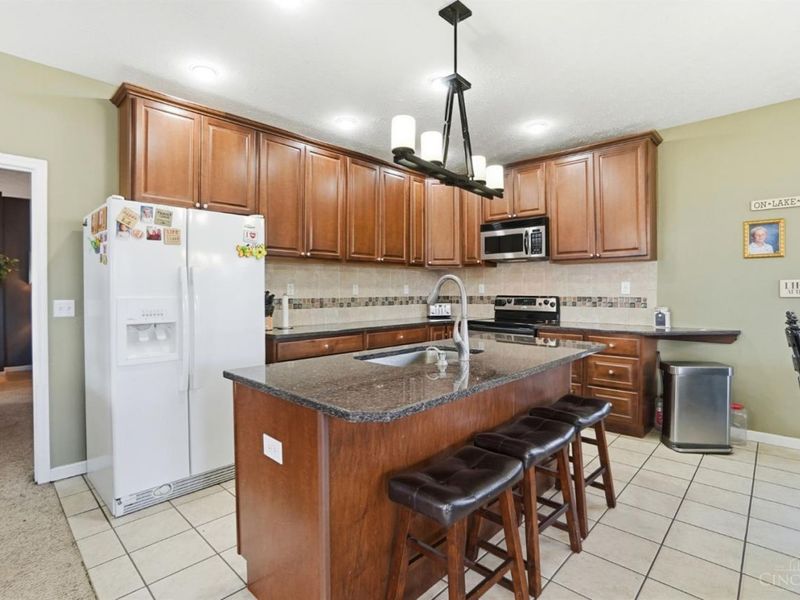 1065 Brunswick Drive, Perry Twp, OH 45118 Photo 7