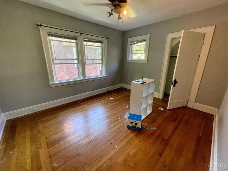 2995 Linwood Avenue, Cincinnati, OH 45208 Photo 5