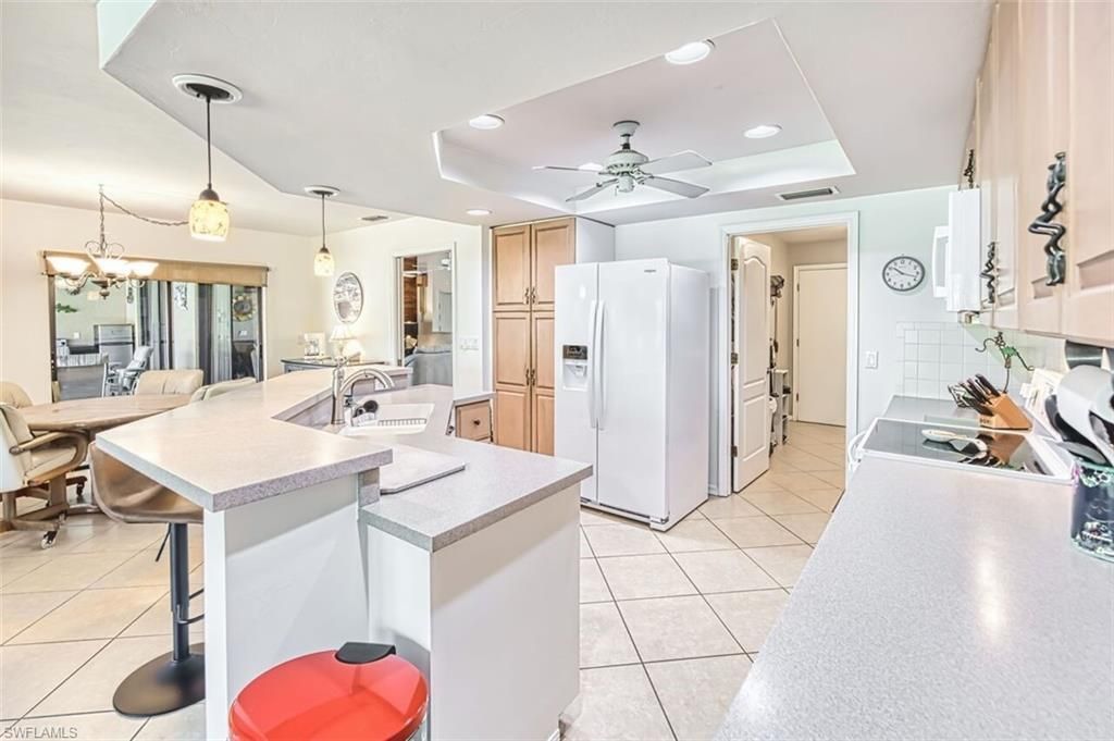 20612 Charing Cross Cir, Estero, FL 33928 Photo