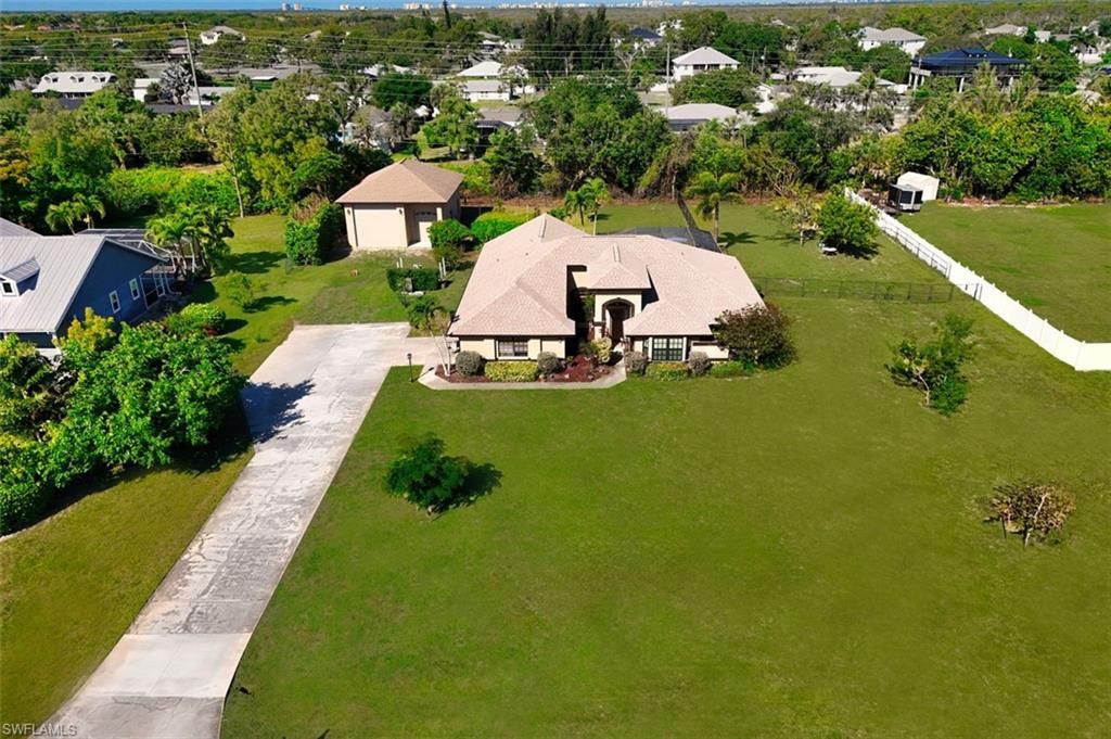 20612 Charing Cross Cir, Estero, FL 33928 Photo