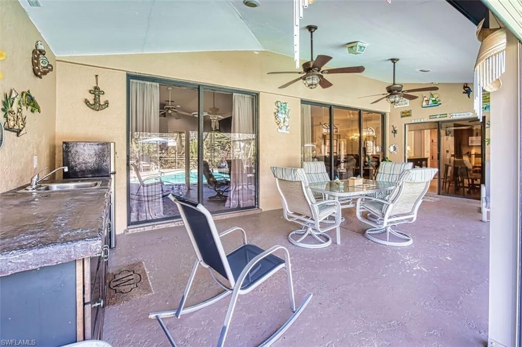 20612 Charing Cross Cir, Estero, FL 33928 Photo