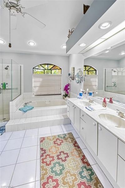 20612 Charing Cross Cir, Estero, FL 33928 Photo