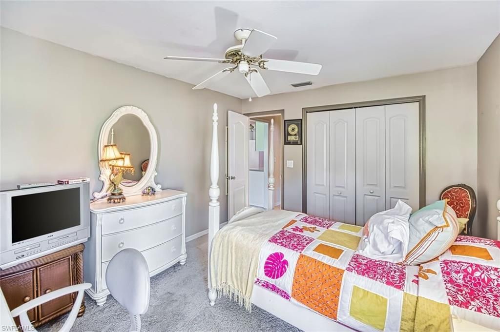 20612 Charing Cross Cir, Estero, FL 33928 Photo