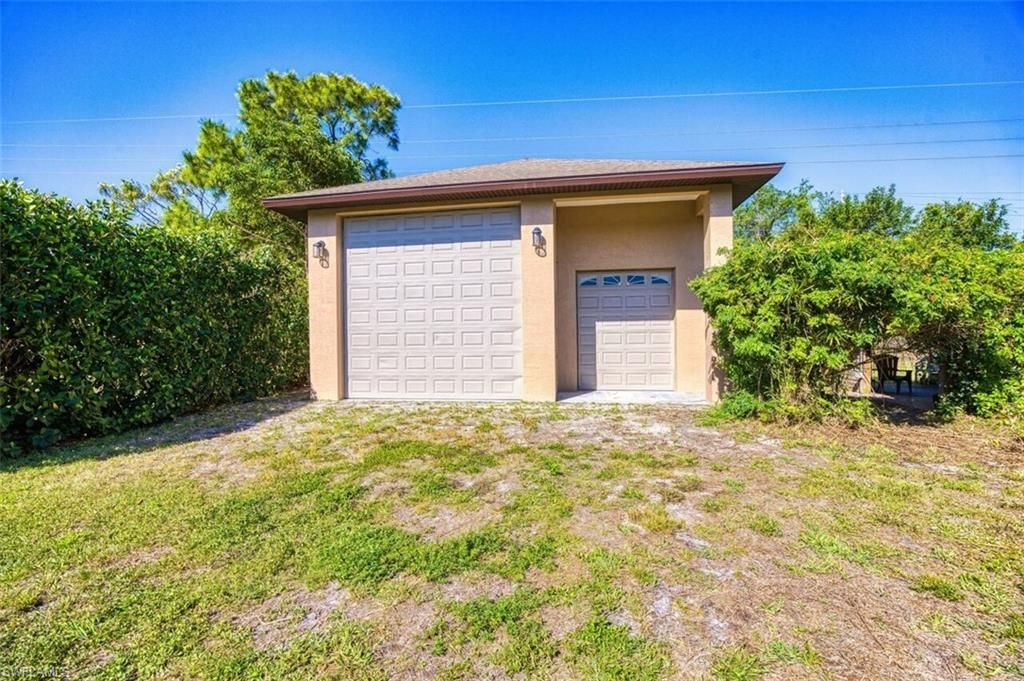 20612 Charing Cross Cir, Estero, FL 33928 Photo