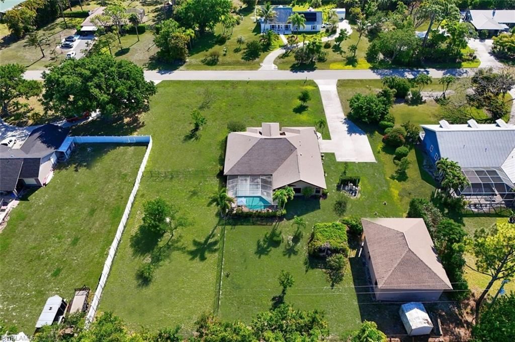 20612 Charing Cross Cir, Estero, FL 33928 Photo