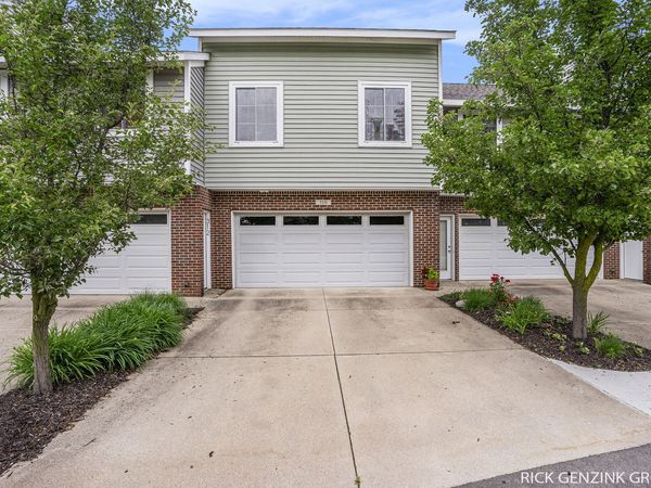 310 Northeast Crossing, Holland, MI 49423