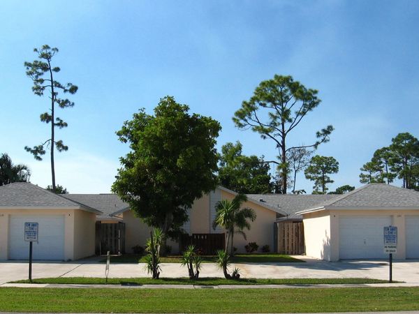 1157 Hyacinth Place, Wellington, FL 33414