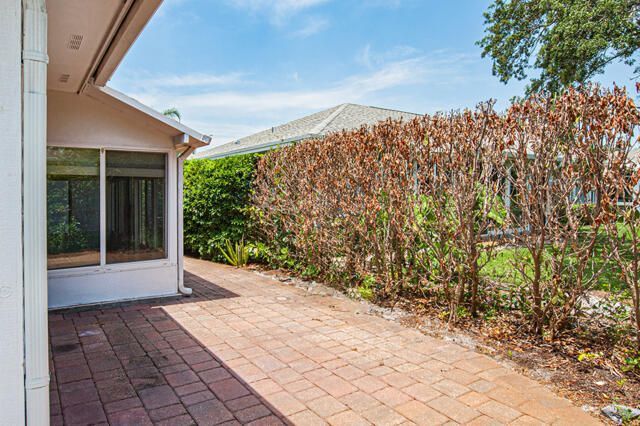710 SW Timber Ridge Trl Trail Sw, Vero Beach, FL 32962 Photo