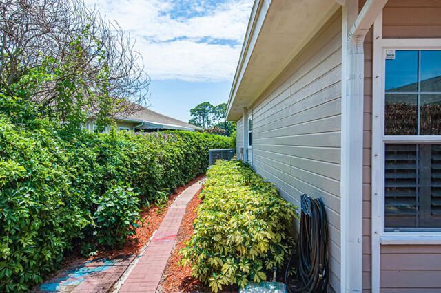710 SW Timber Ridge Trl Trail Sw, Vero Beach, FL 32962 Photo