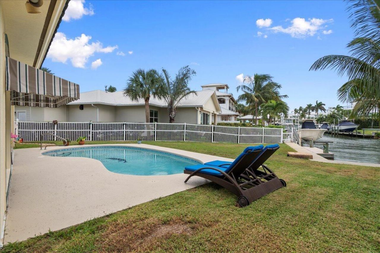 72 Waterway Road, Jupiter, FL 33469 Photo