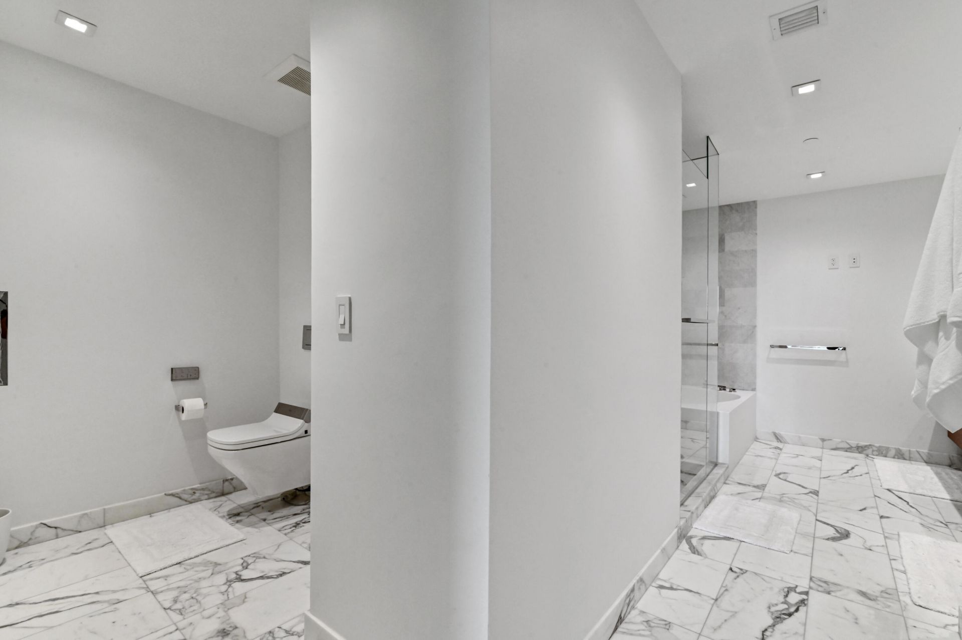 10203 Collins Avenue, Unit 305, Bal Harbour, FL 33154 Photo