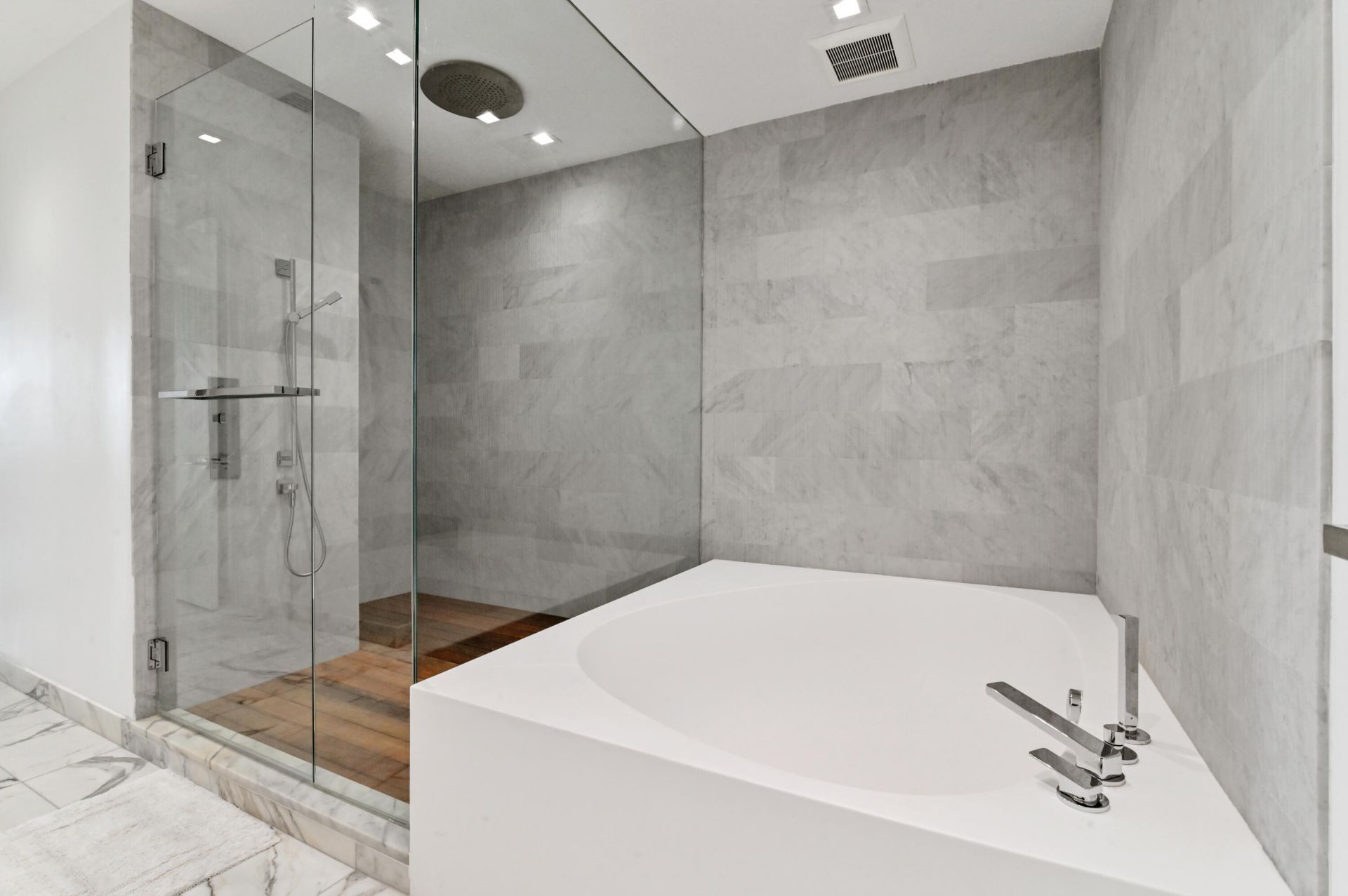 10203 Collins Avenue, Unit 305, Bal Harbour, FL 33154 Photo