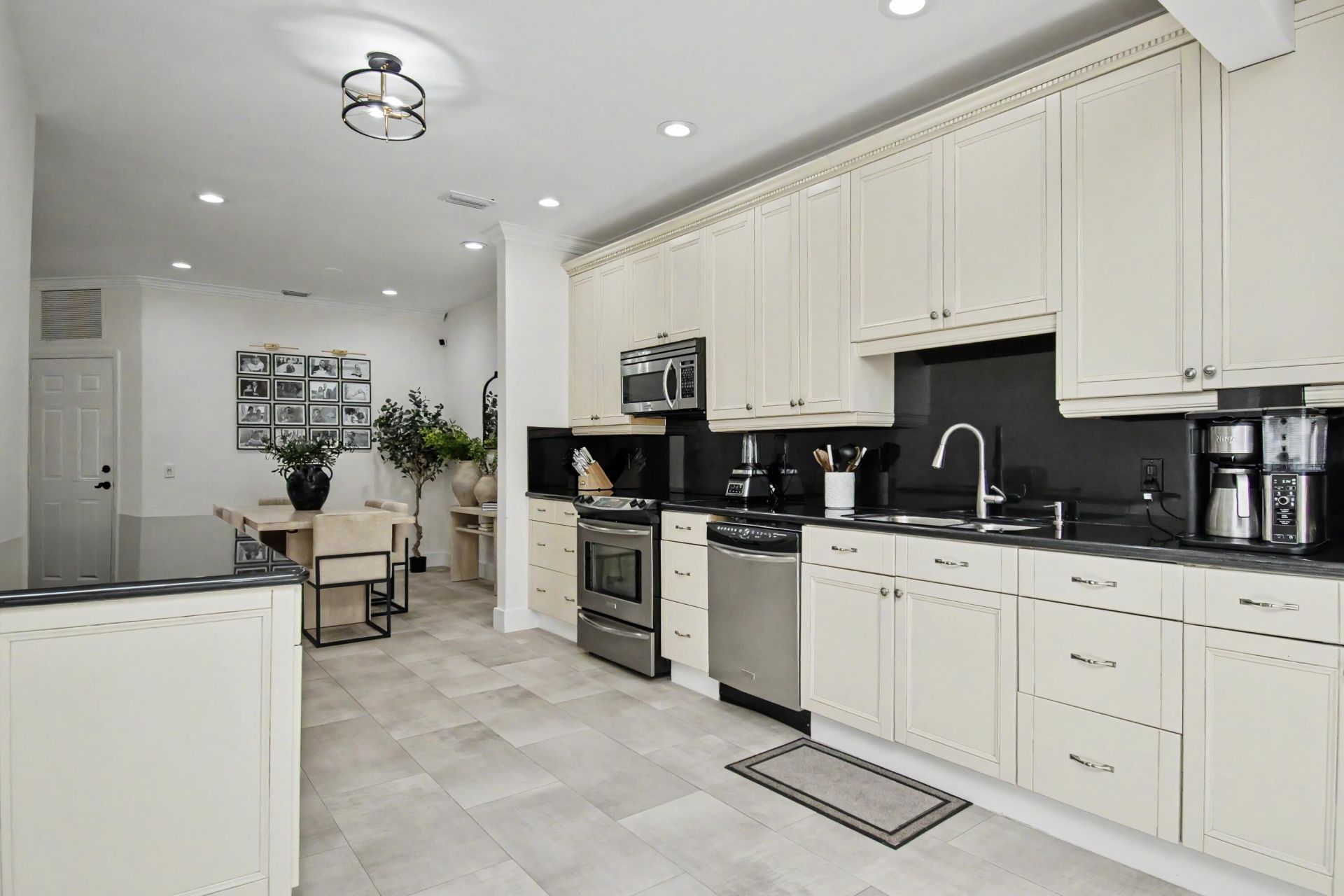6744 Via Regina, Boca Raton, FL 33433 Photo
