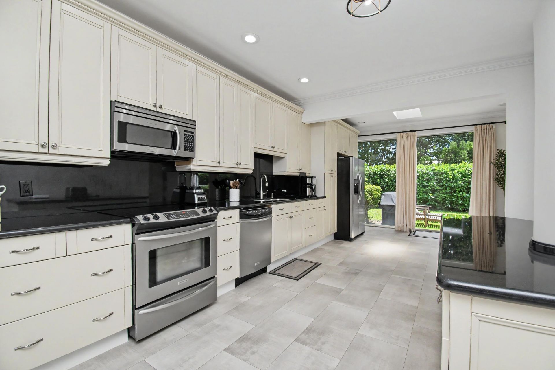 6744 Via Regina, Boca Raton, FL 33433 Photo