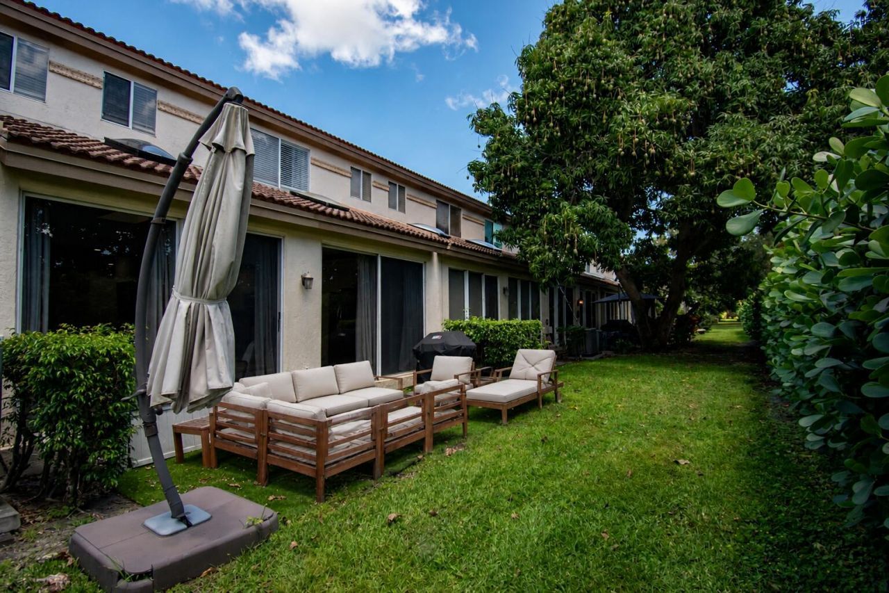 6744 Via Regina, Boca Raton, FL 33433 Photo