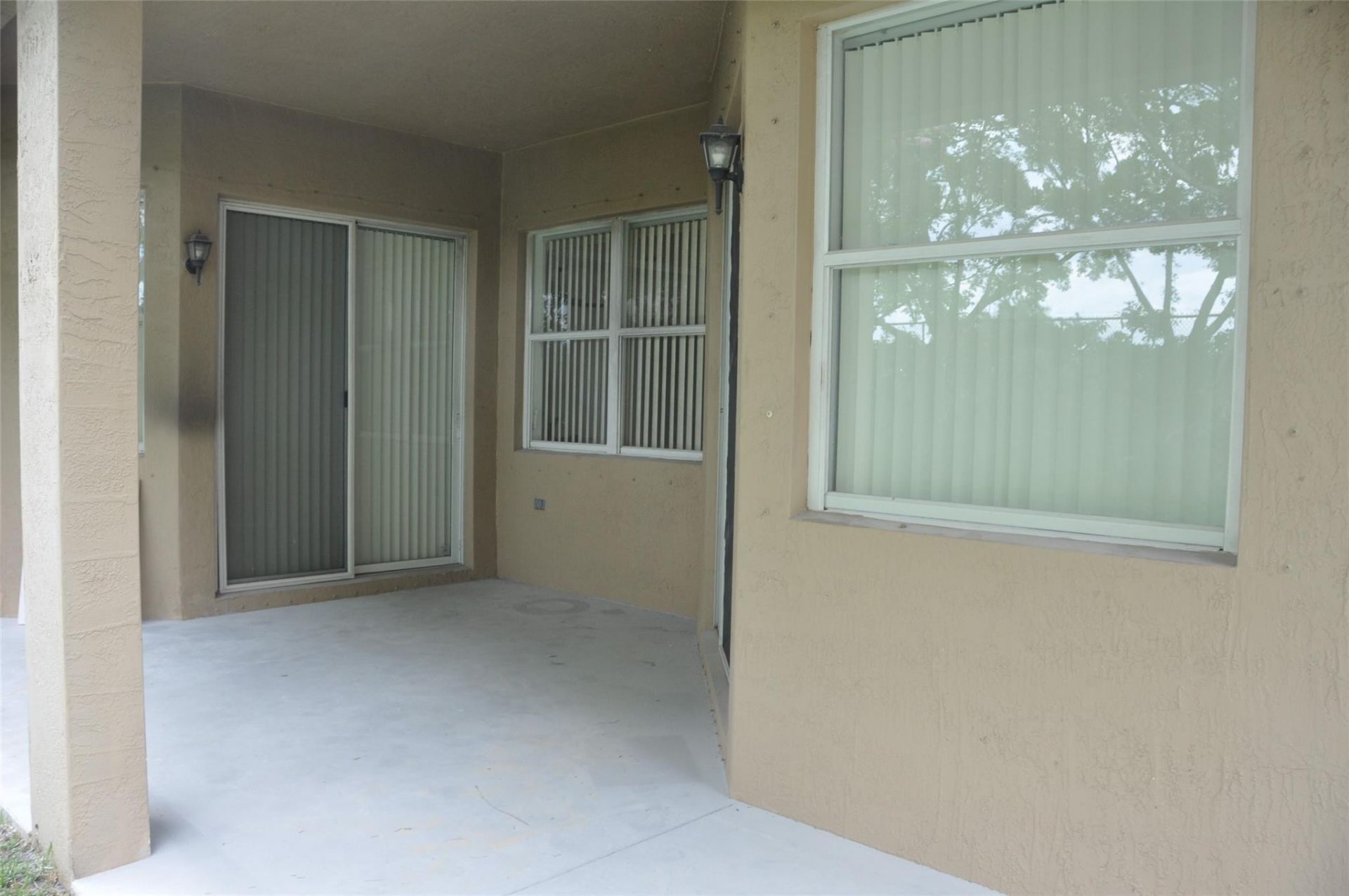 19496 S Whitewater Avenue, Weston, FL 33332 Photo