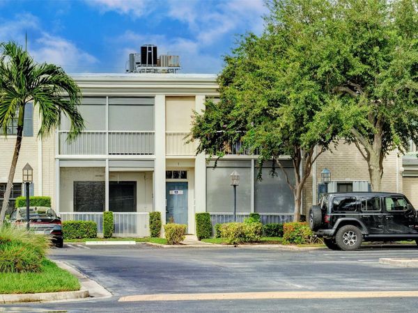 140 Cypress Club Drive, Unit 414, Pompano Beach, FL 33060