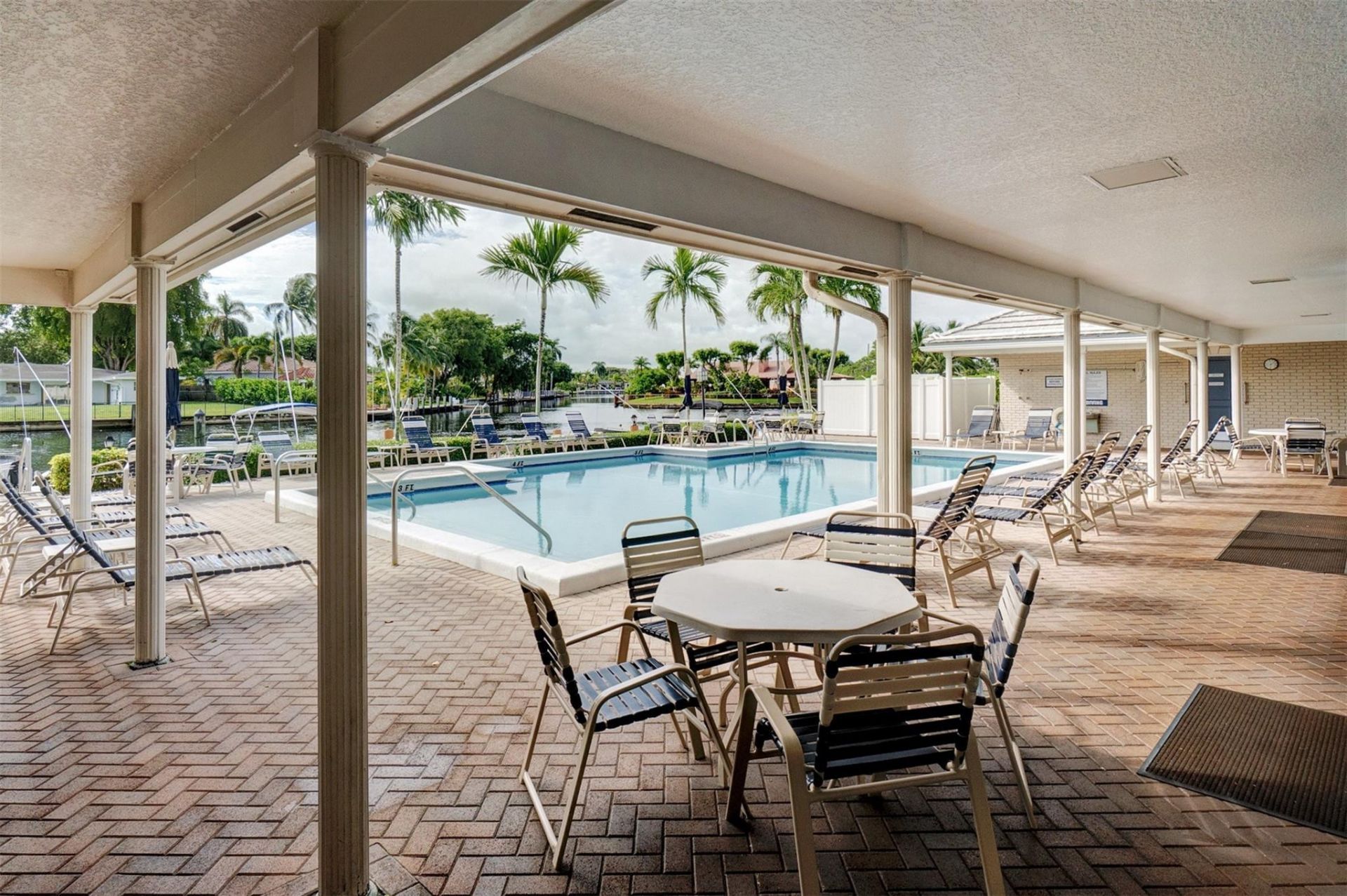 140 Cypress Club Drive, Unit 414, Pompano Beach, FL 33060 Photo