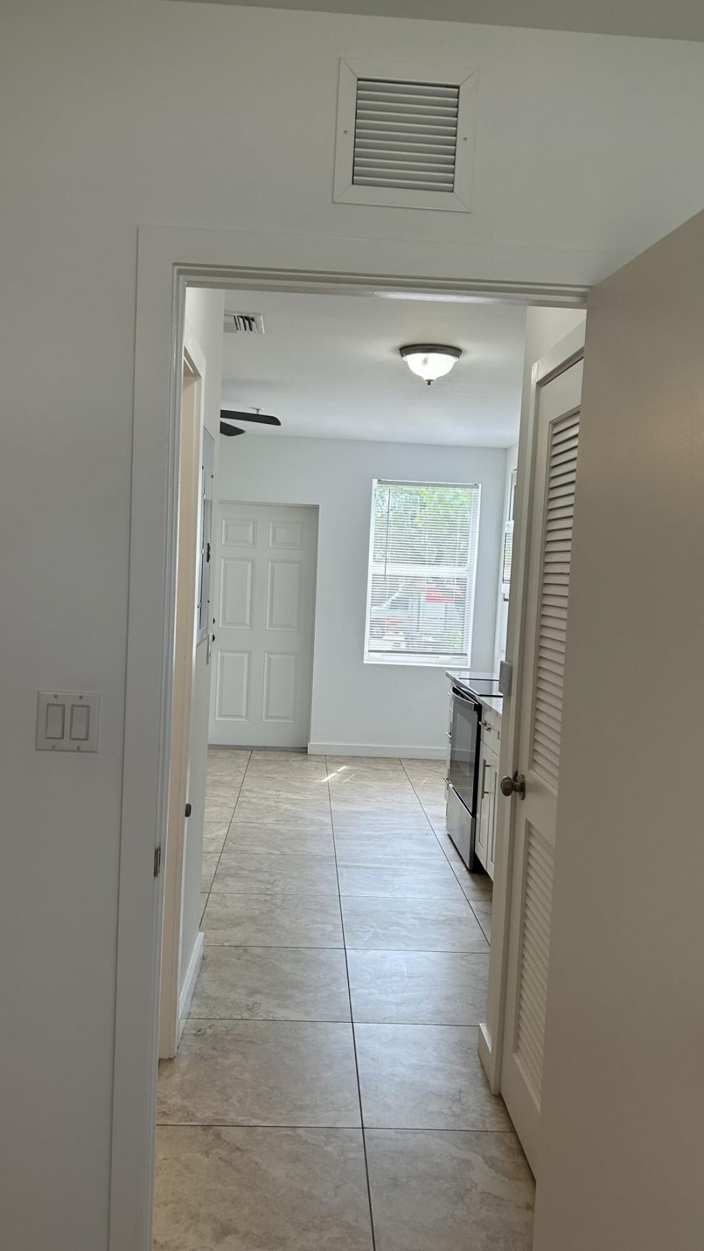 661 NW 21st Terrace, Fort Lauderdale, FL 33311 Photo