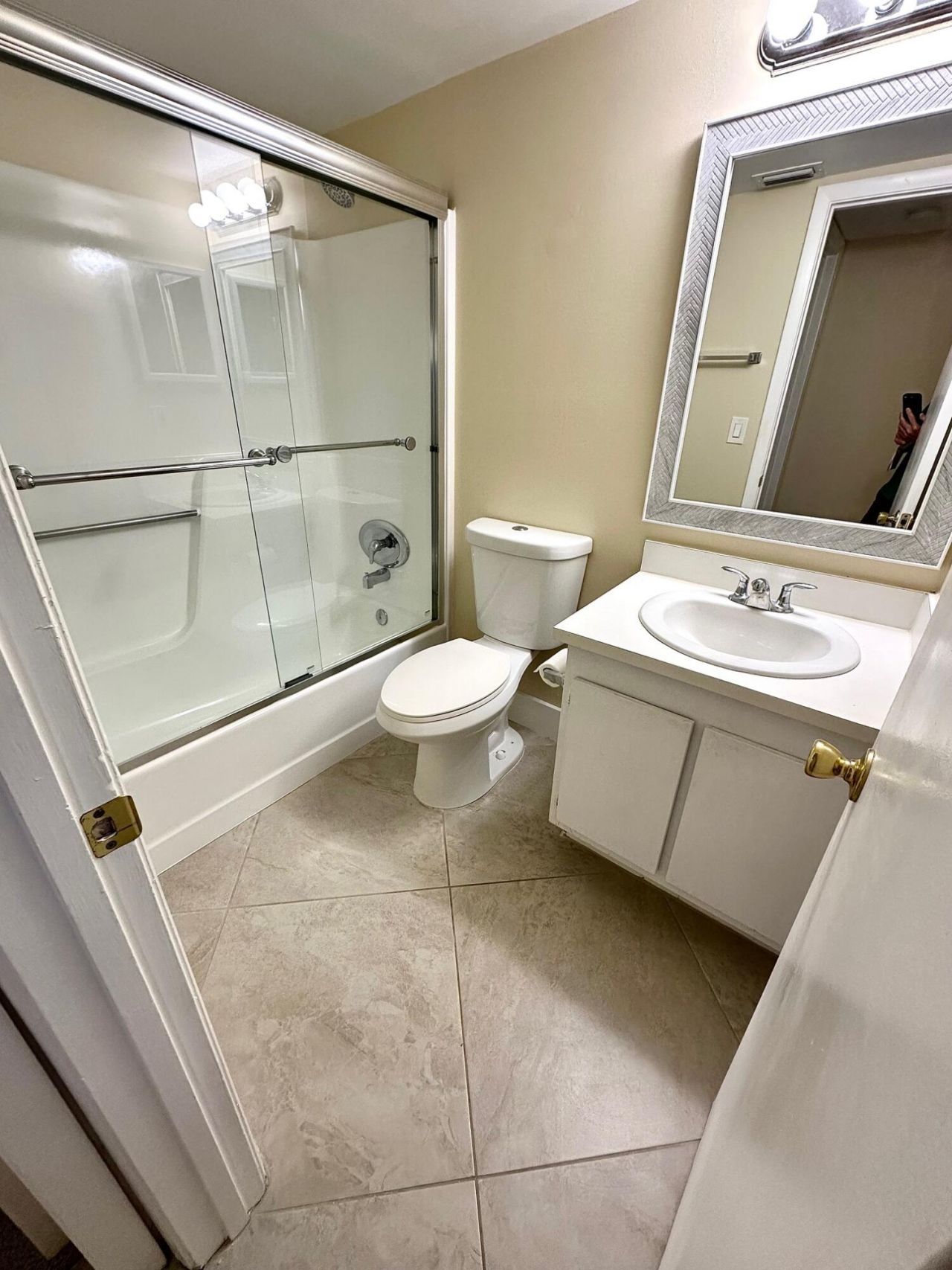 21904 Lake Forest Circle, Unit 101, Boca Raton, FL 33433 Photo