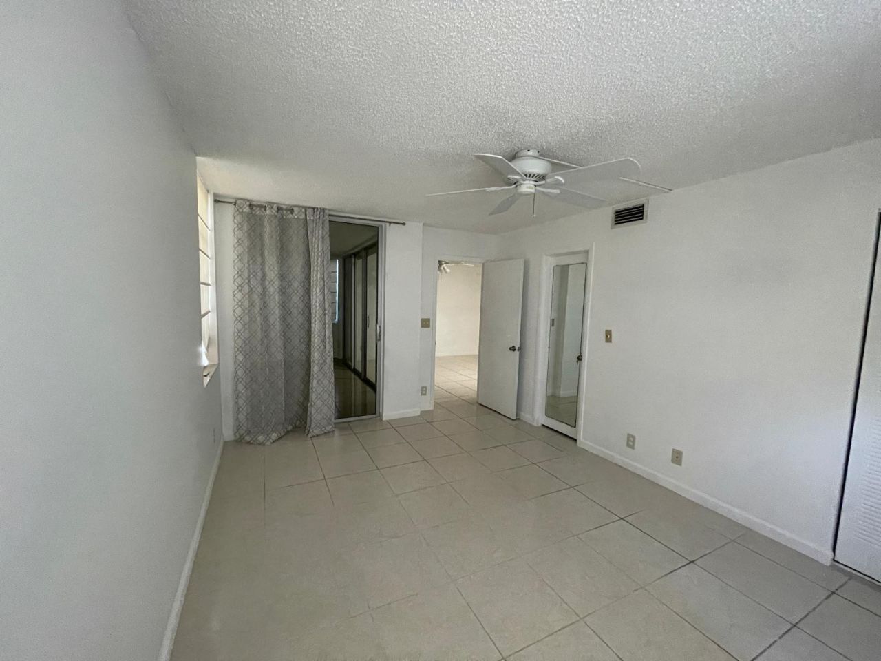 1811 Sabal Palm Drive, Unit 303, Davie, FL 33324 Photo
