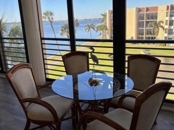 3442 NE Causeway Boulevard, Unit 401, Hutchinson Island, FL 34957