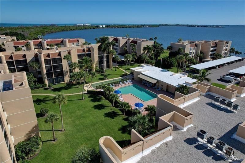 3442 NE Causeway Boulevard, Unit 401, Hutchinson Island, FL 34957 Photo