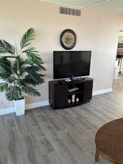 3442 NE Causeway Boulevard, Unit 401, Hutchinson Island, FL 34957 Photo