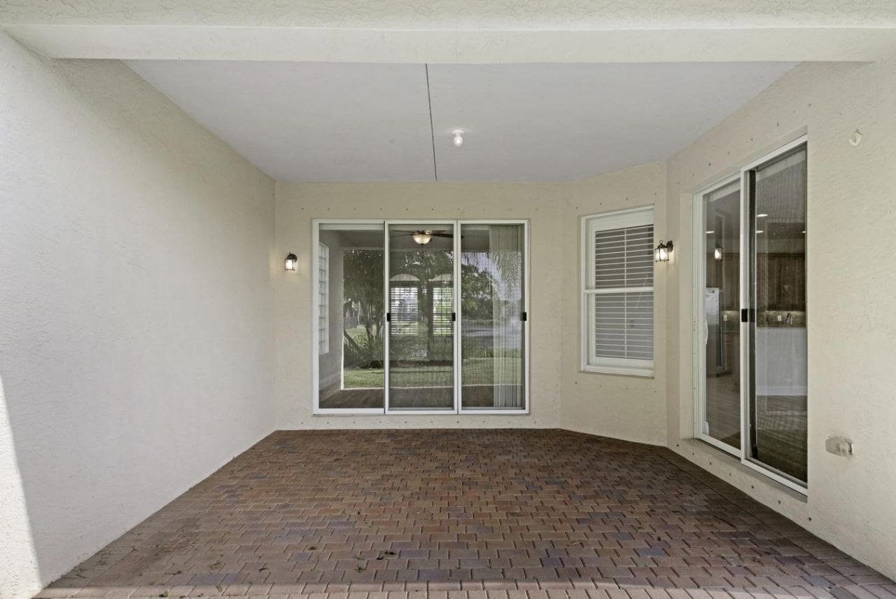 8895 Chestnut Ridge Way, Boynton Beach, FL 33473 Photo