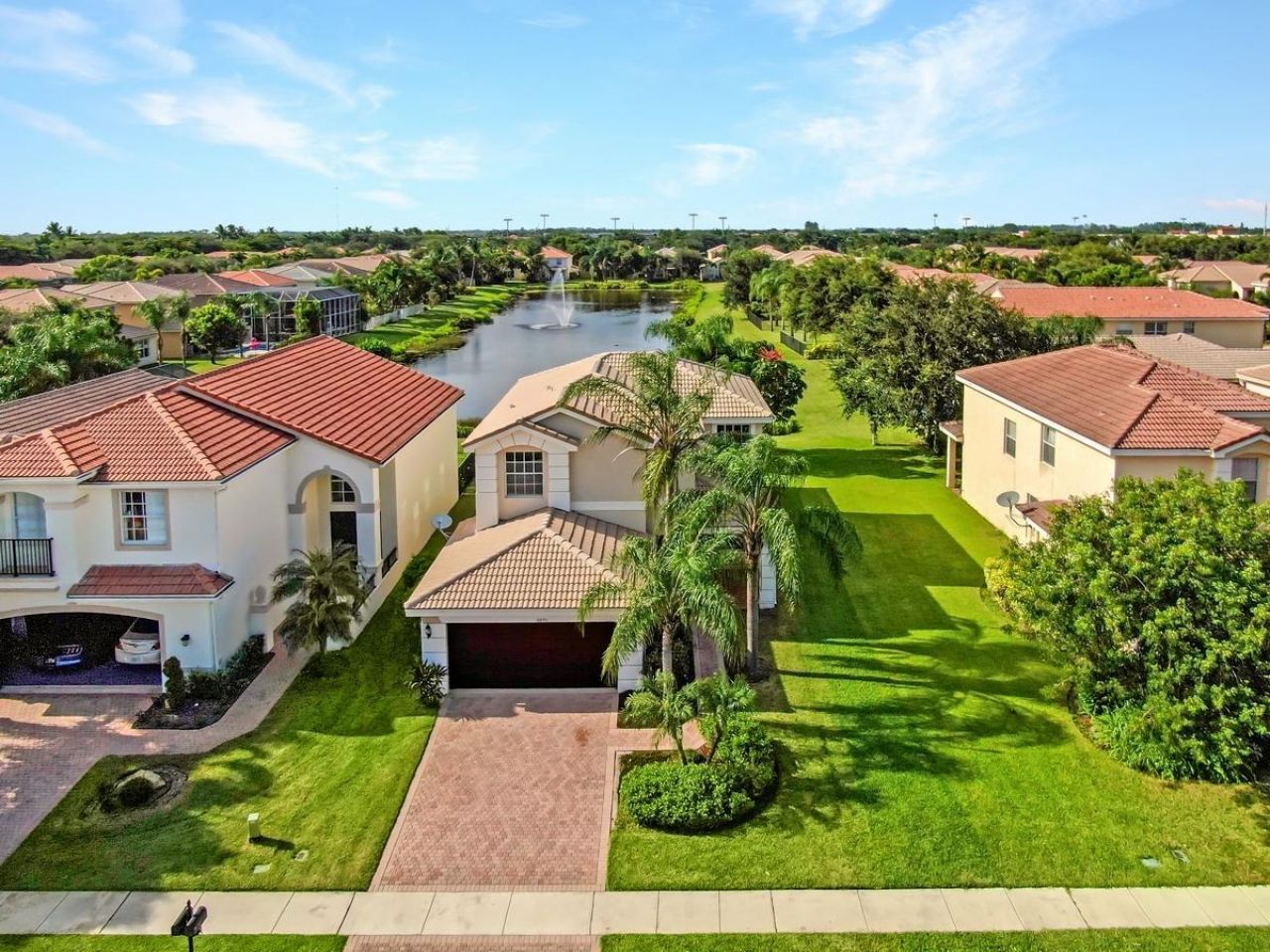 8895 Chestnut Ridge Way, Boynton Beach, FL 33473 Photo