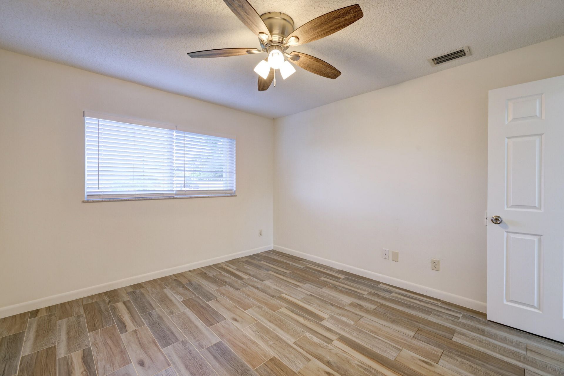 947 Fra-mar Place, Fort Pierce, FL 34982 Photo